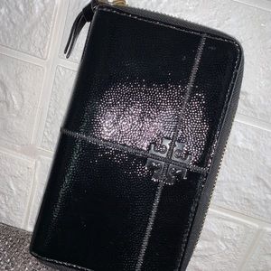 Tory Burch wallet